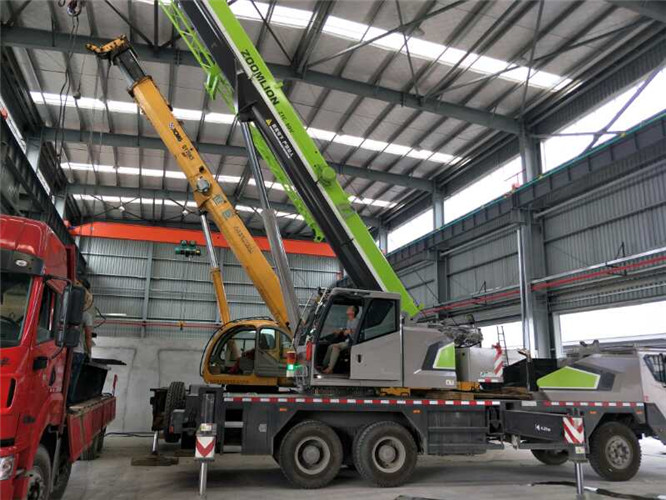 湖州市高空车出租需要注意哪些安全事项？